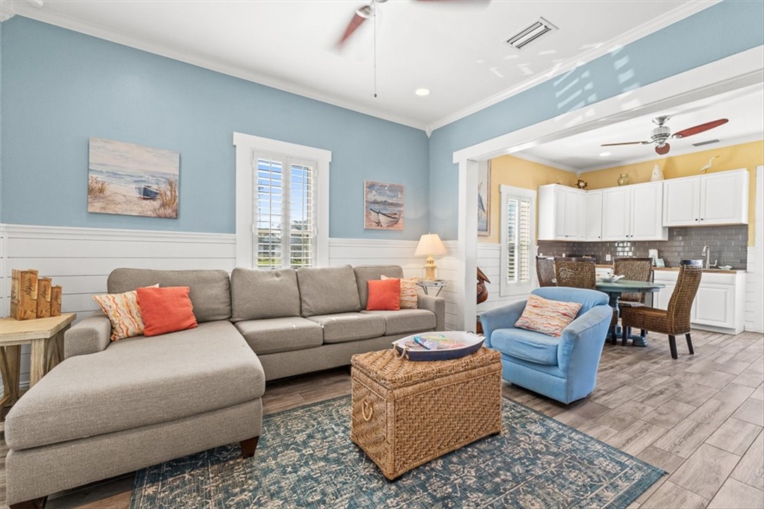 201 E Oaks Avenue Port Aransas TX 78373