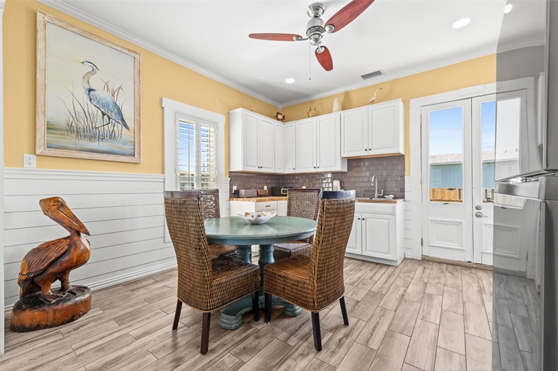 201 E Oaks Avenue Port Aransas TX 78373