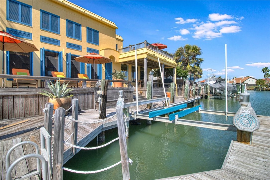 320 Bahia Mar Port Aransas TX 78373