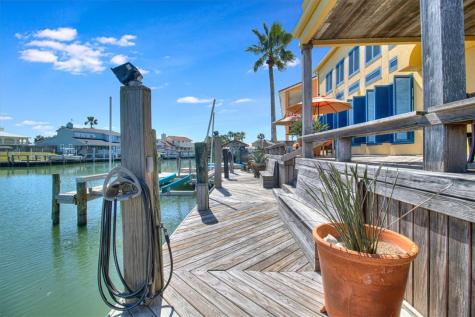 320 Bahia Mar Port Aransas TX 78373
