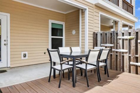 1813 S 11th Street 102 Port Aransas TX 78373