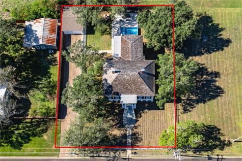 615 S Church Street Rockport TX 78382