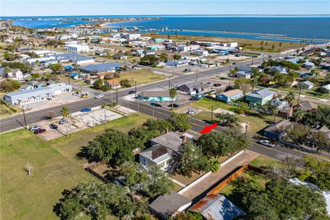 615 S Church Street Rockport TX 78382