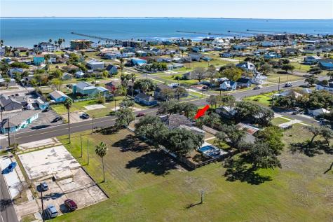 615 S Church Street Rockport TX 78382