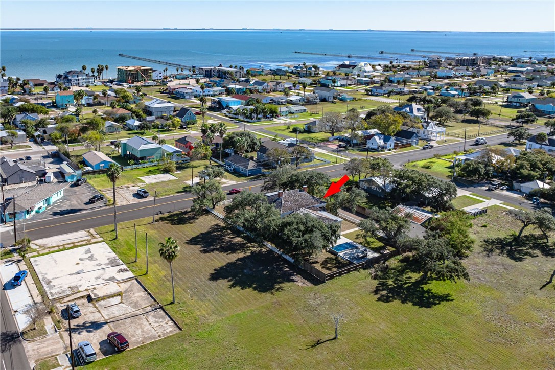 615 S Church Street Rockport TX 78382
