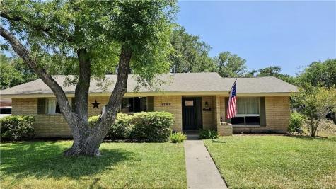1709 Santa Monica Street Kingsville TX 78363