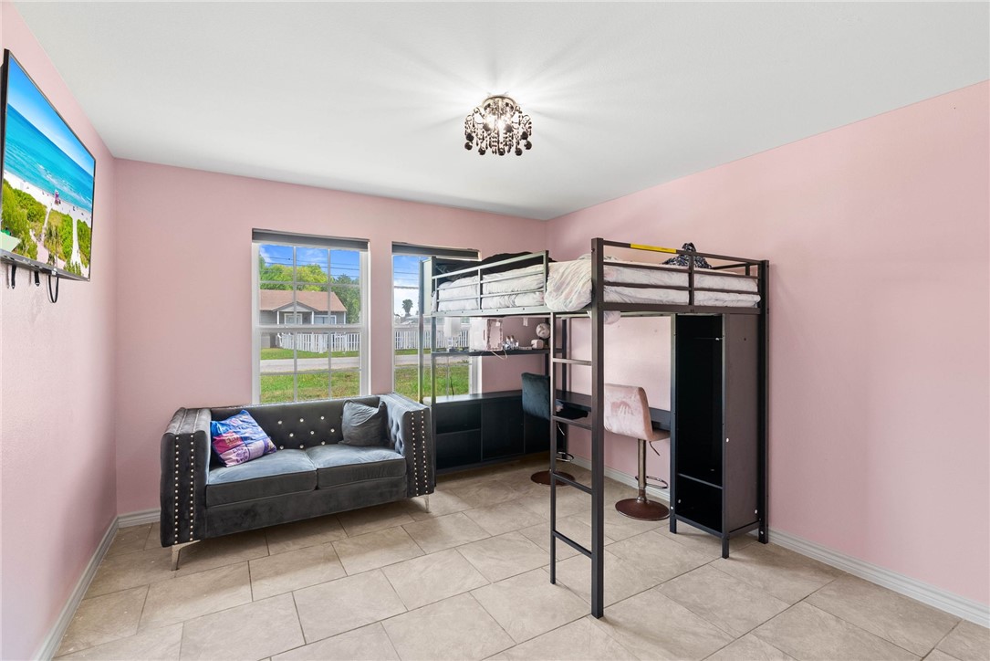 521 Military Drive Corpus Christi TX 78418