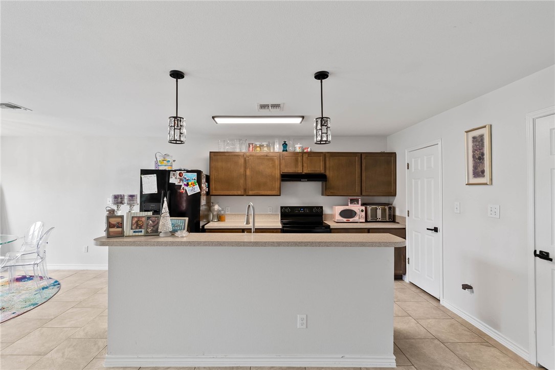 521 Military Drive Corpus Christi TX 78418