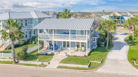 1417 S Water Street Rockport TX 78382