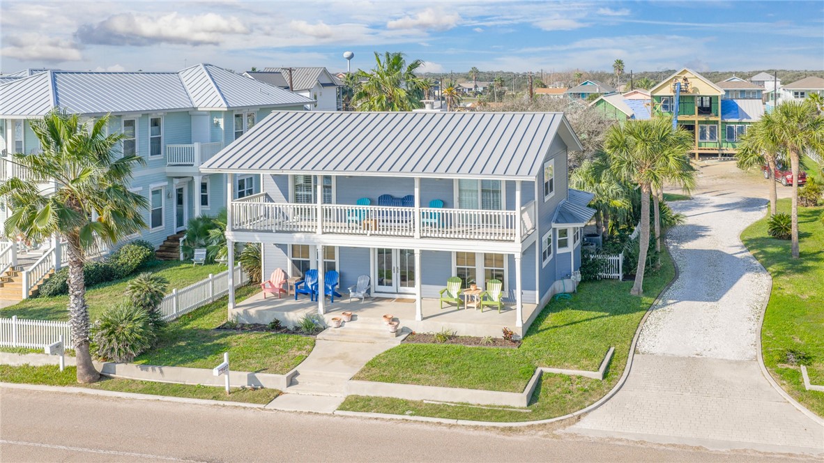 1417 S Water Street Rockport TX 78382