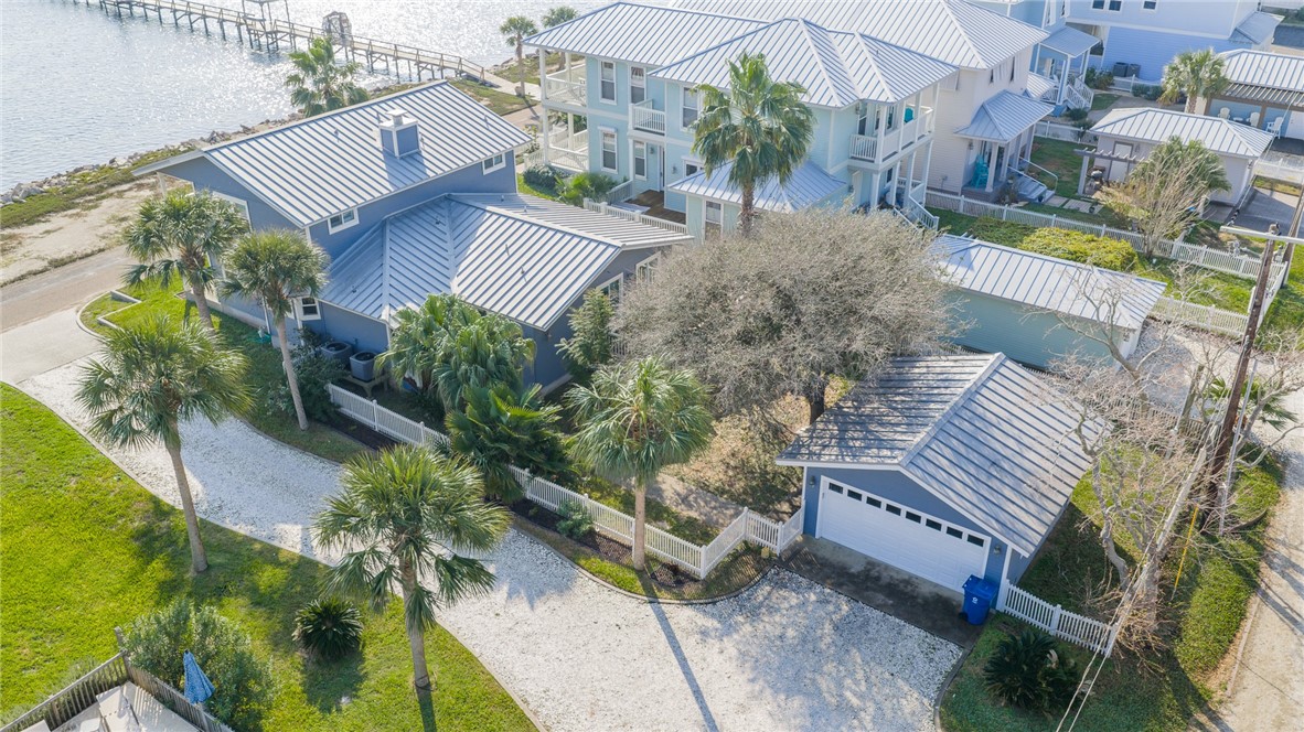 1417 S Water Street Rockport TX 78382