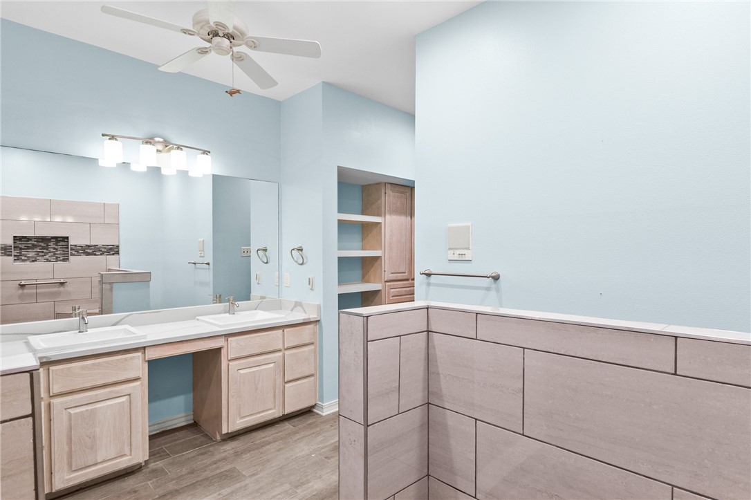 5642 Lipes Boulevard 4 Corpus Christi TX 78414