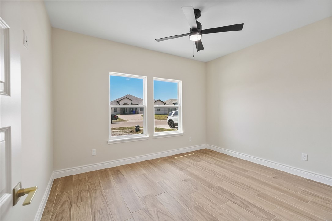 9518 Royal Oak Drive Corpus Christi TX 78410