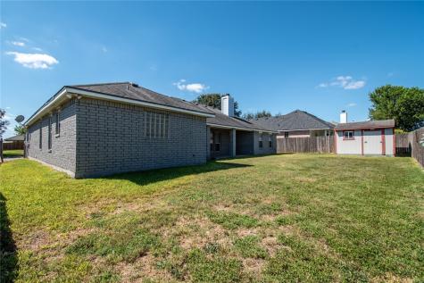 103 Collins Odem TX 78370