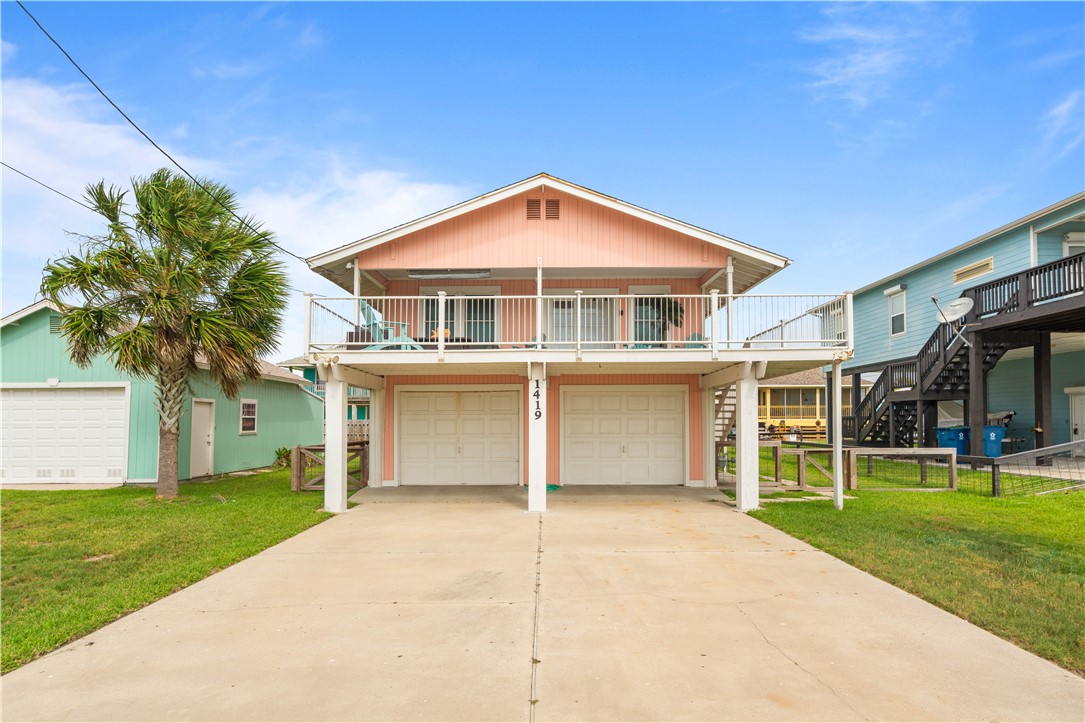 1419 S Magnolia Rockport TX 78382