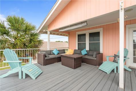 1419 S Magnolia Rockport TX 78382