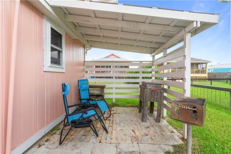 1419 S Magnolia Rockport TX 78382