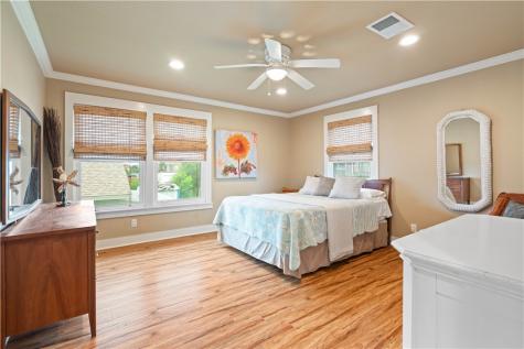 1419 S Magnolia Rockport TX 78382
