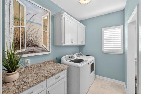 330 Paradise Pointe Drive Port Aransas TX 78373