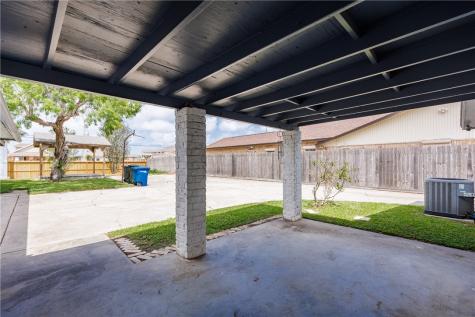 5014 Bromley Drive Corpus Christi TX 78413