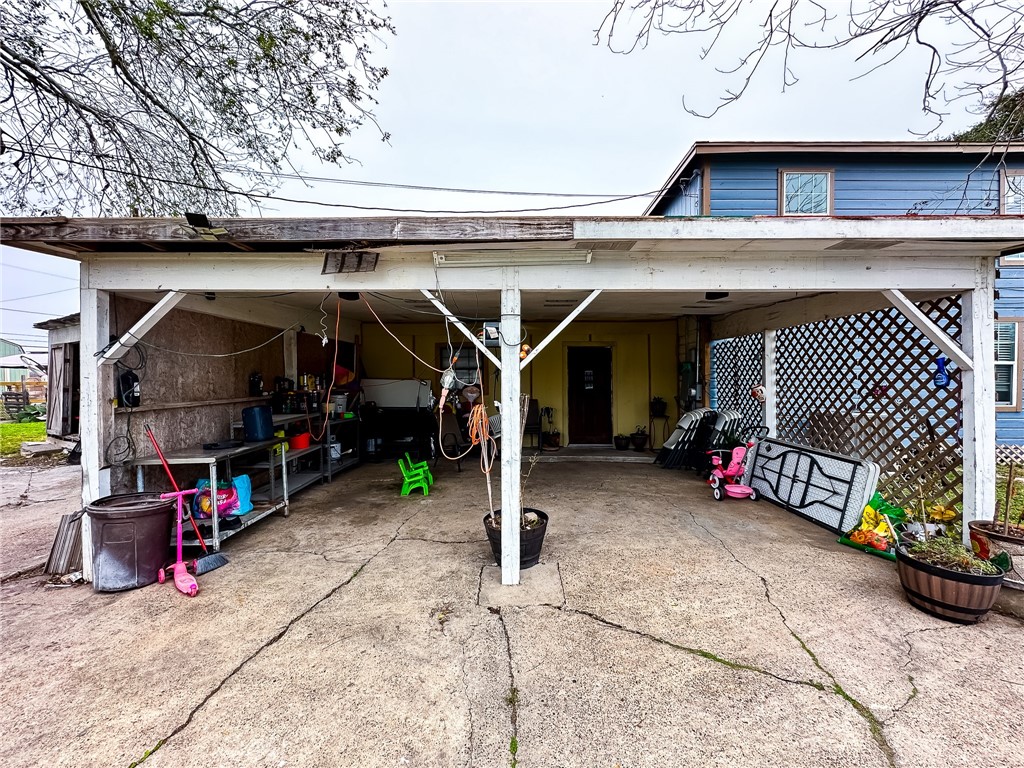 1213 Main Drive Corpus Christi TX 78409