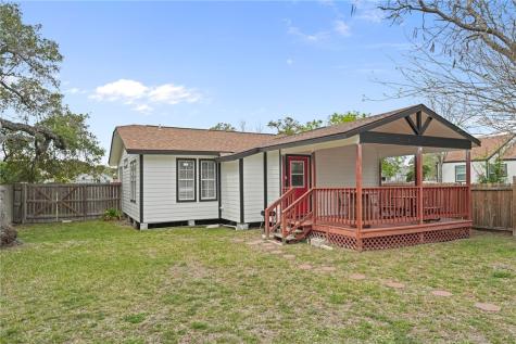 145 S Rife Street Aransas Pass TX 78336