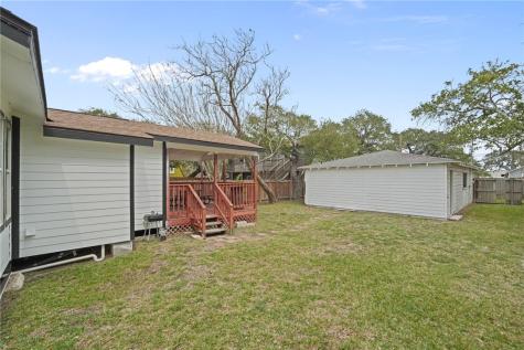 145 S Rife Street Aransas Pass TX 78336