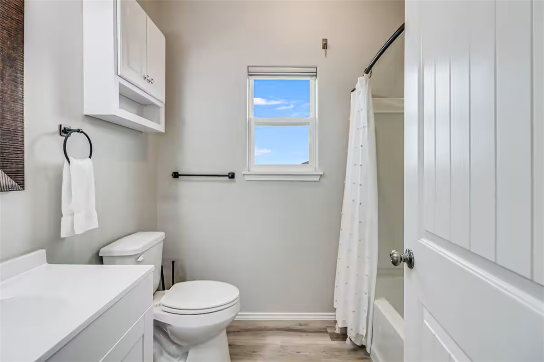 199 Paradise Drive Rockport TX 78382