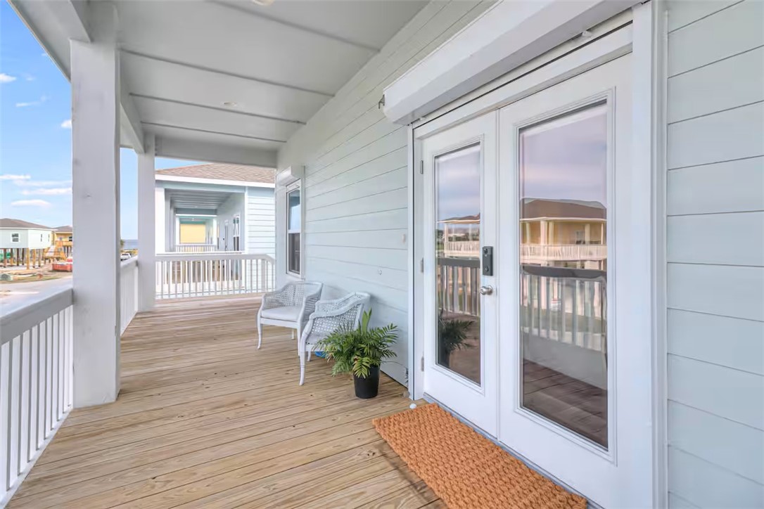 199 Paradise Drive Rockport TX 78382