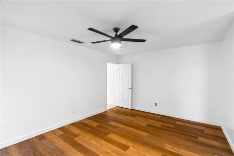 1620 Memorial Parkway Portland TX 78374
