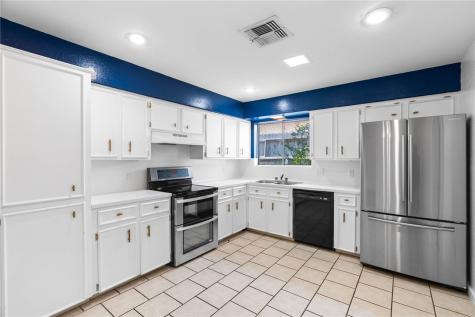 1620 Memorial Parkway Portland TX 78374