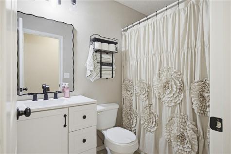 1004 La Mirada Portland TX 78374