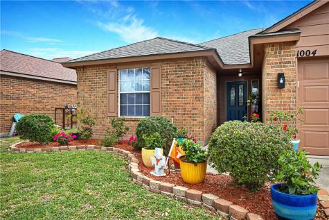 1004 La Mirada Portland TX 78374