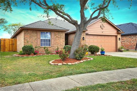 1004 La Mirada Portland TX 78374