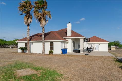 108 County Road 1601 Creek Alice TX 78332