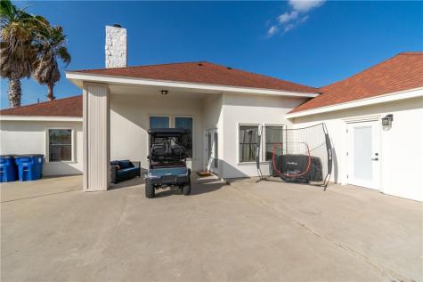 108 County Road 1601 Creek Alice TX 78332