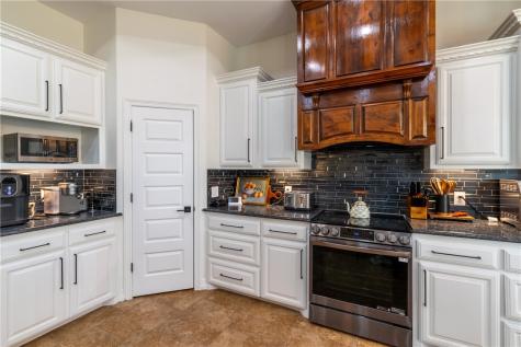 108 County Road 1601 Creek Alice TX 78332