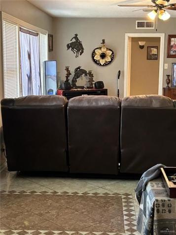 805 W Bennett Street Falfurrias TX 78355