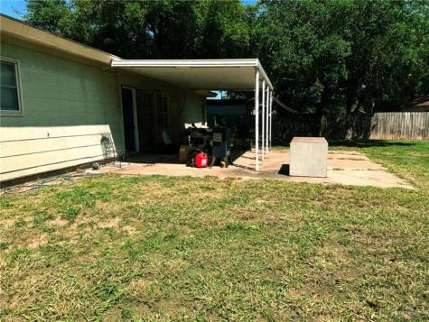 805 W Bennett Street Falfurrias TX 78355