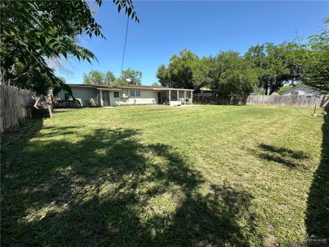 805 W Bennett Street Falfurrias TX 78355