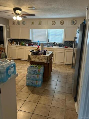 805 W Bennett Street Falfurrias TX 78355