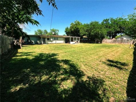 805 W Bennett Street Falfurrias TX 78355