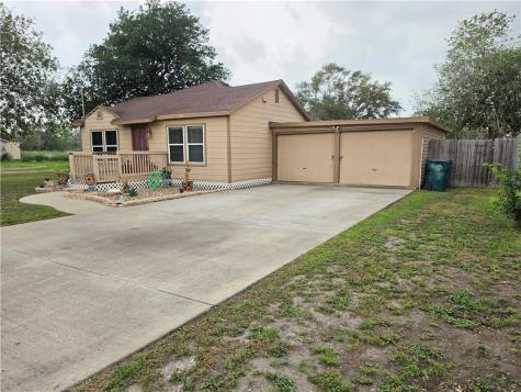 2734 Countiss Drive Corpus Christi TX 78410