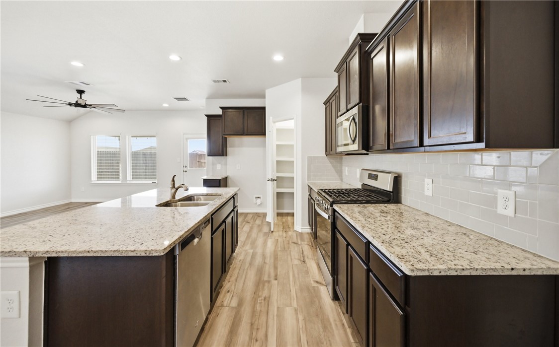 2709 Excelsior Boulevard Corpus Christi TX 78415