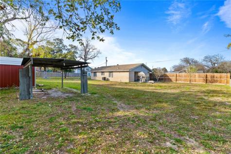 315 W Greenwood Avenue Aransas Pass TX 78336