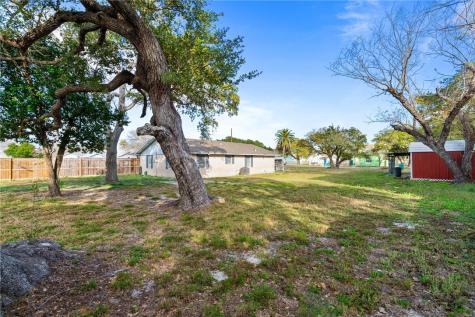 315 W Greenwood Avenue Aransas Pass TX 78336
