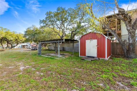315 W Greenwood Avenue Aransas Pass TX 78336