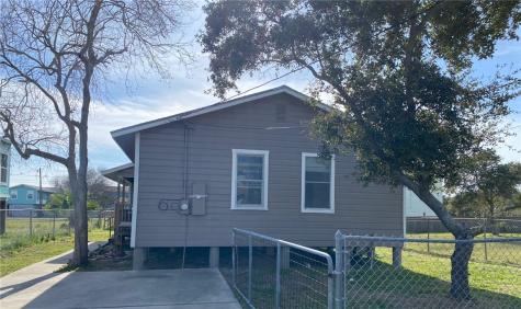 229 Courtland Drive Corpus Christi TX 78418