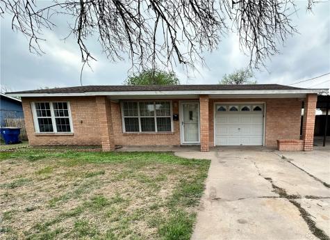 411 W Noble Street Falfurrias TX 78355