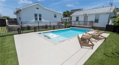 227 S 11th Street Port Aransas TX 78373